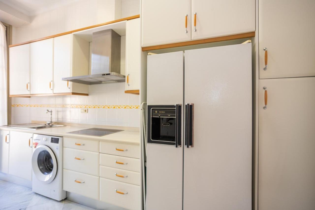 Constitucion Apartment Малага Экстерьер фото